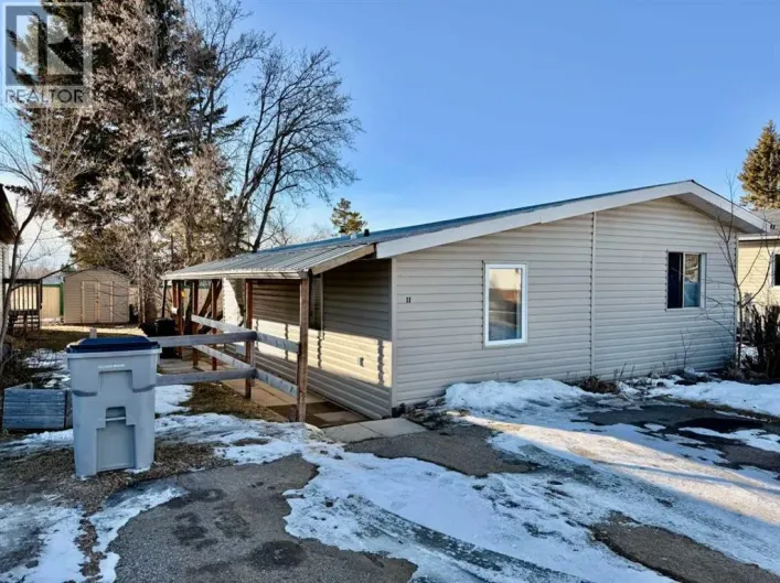 11, 1609 14 Street, Wainwright