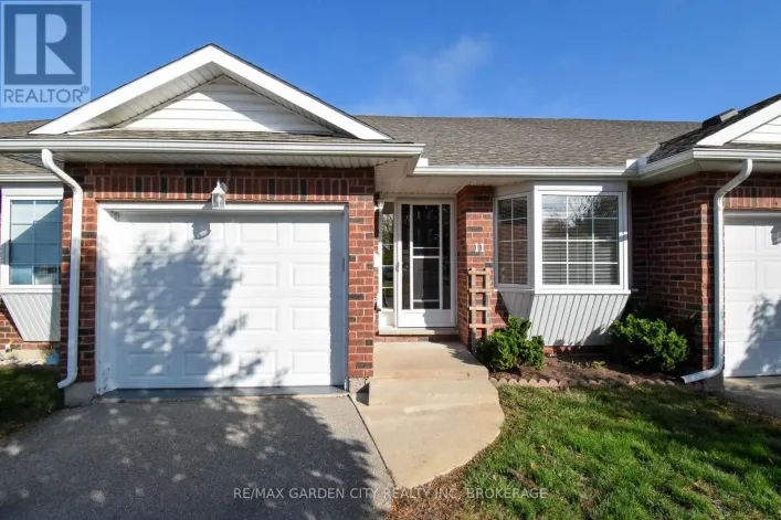 11 - 162 FIRST STREET, Welland