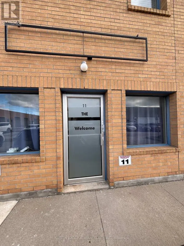 11 - 167 APPLEWOOD CRESCENT, Vaughan