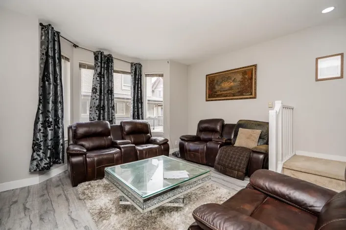 11 16772 61 AVENUE, Surrey