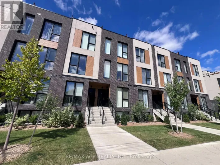 11 - 168 CLONMORE DRIVE, Toronto