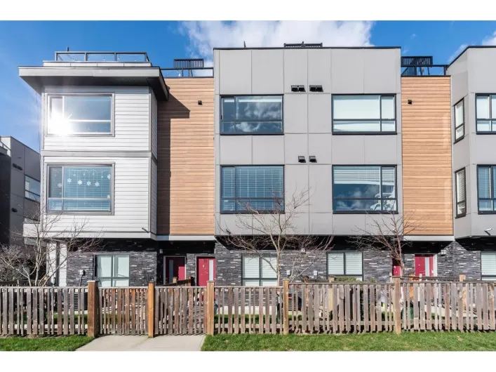 11 19631 55 A AVENUE, Langley