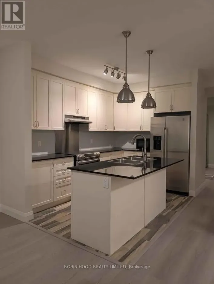 11 - 2220 QUEENSWAY DRIVE, Burlington