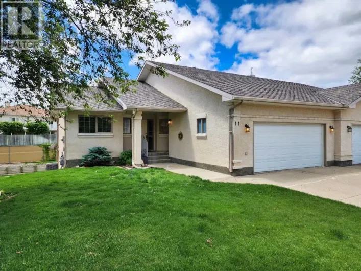 11, 240 Heritage Boulevard W, Lethbridge