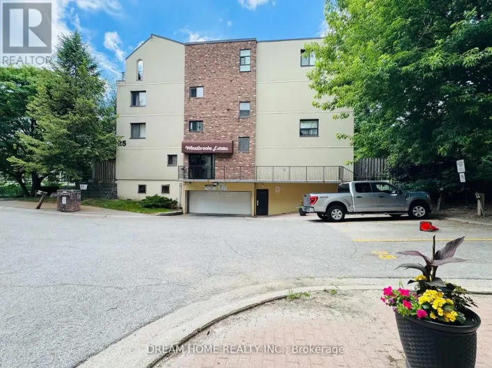11 - 25 PEBBLE BYWAY, Toronto