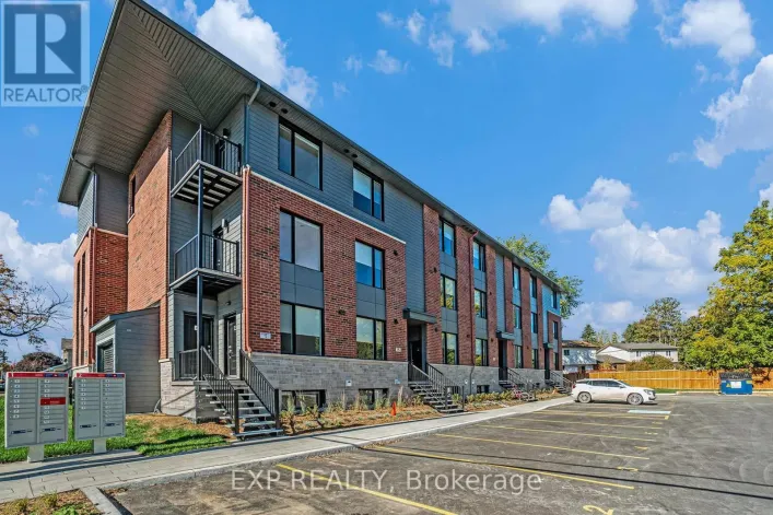 11 - 251 CASTOR STREET, Russell