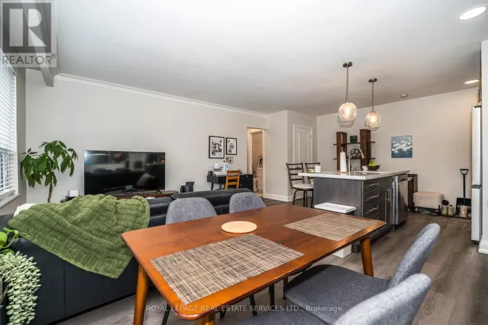 11 - 2637 KEELE STREET, Toronto