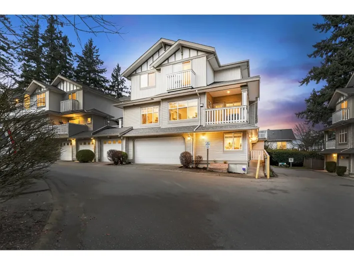 11 2733 PARKWAY DRIVE, Surrey