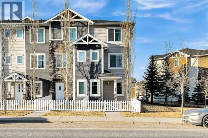 11, 300 Marina Drive, Chestermere