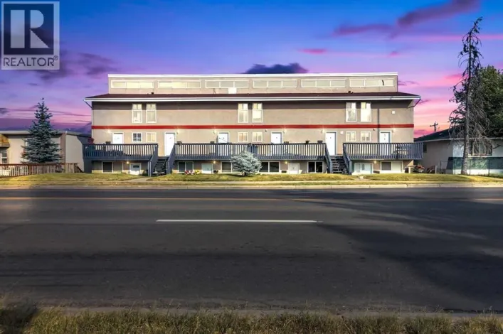 11, 3726 Centre Street NE, Calgary