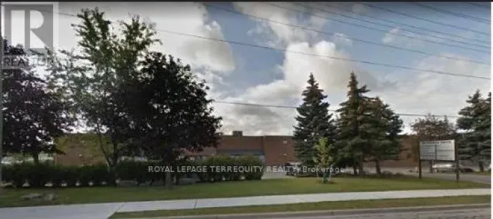 11 - 39 RIVIERA DRIVE, Markham