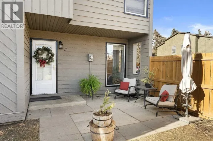11, 420 Grier Avenue NE, Calgary