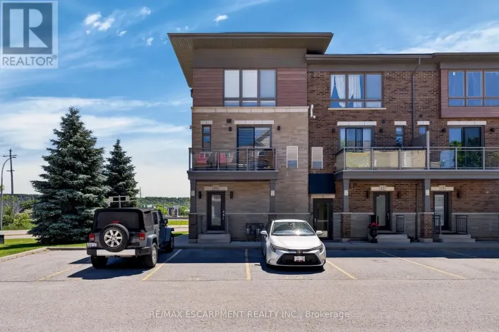11 - 510 NORTH SERVICE ROAD, Grimsby