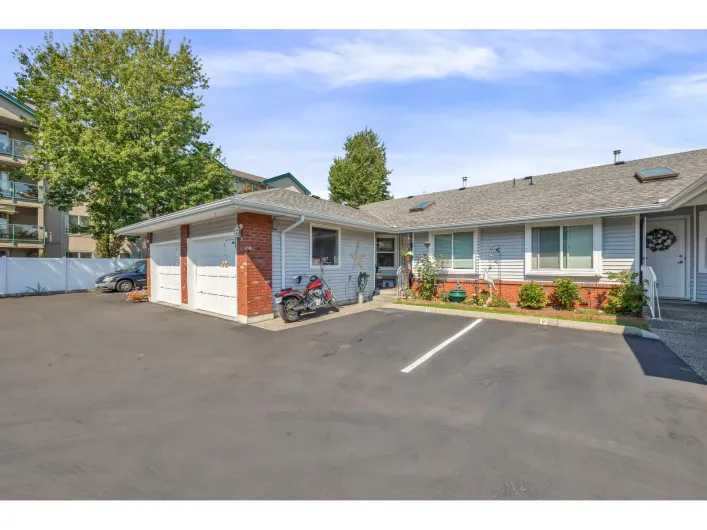 11 5365 205 STREET, Langley