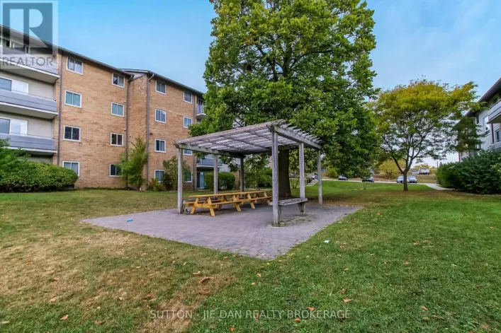 11 - 635 WONDERLAND ROAD S, London South