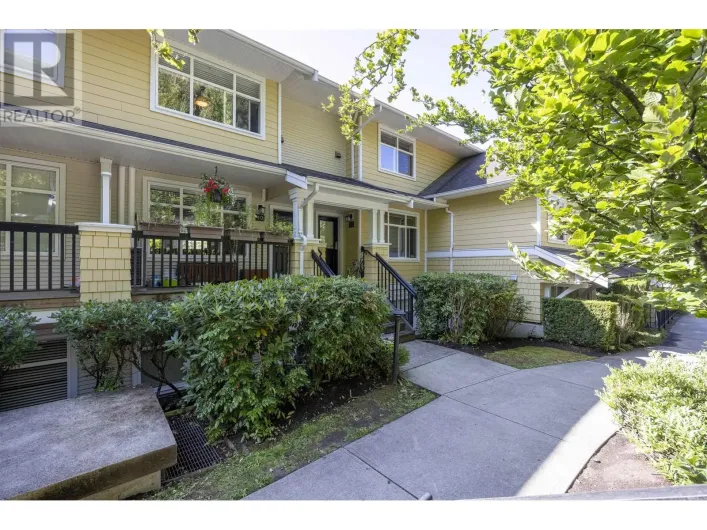 11 6878 SOUTHPOINT DRIVE, Burnaby