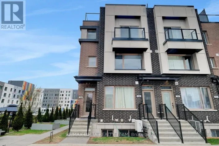 11 - 716 KIZIS PRIVATE, Ottawa