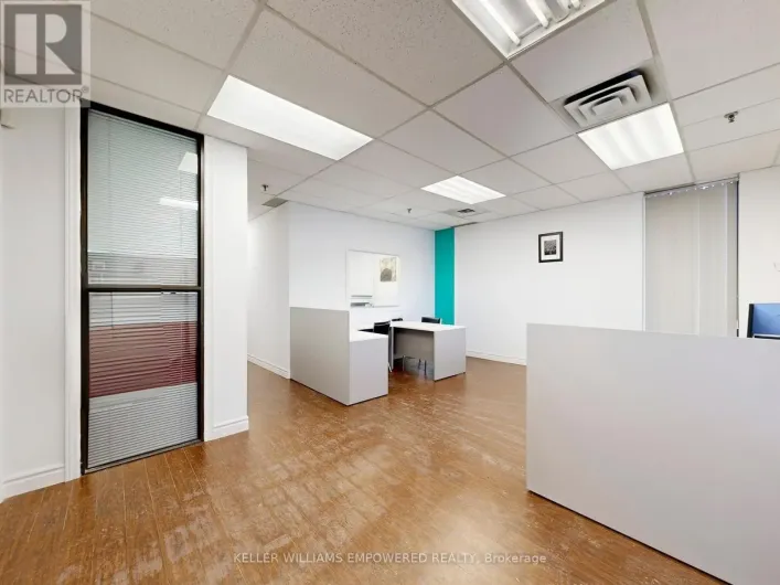 11 - 80 WEST BEAVER CREEK ROAD, Richmond Hill