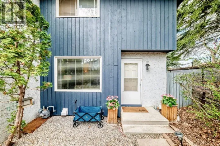 11, 800 Bowcroft Place, Cochrane