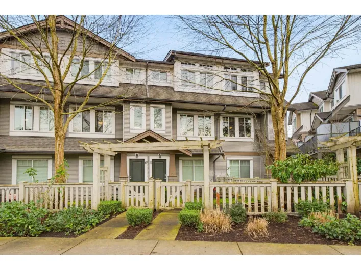 11 8250 209B STREET, Langley