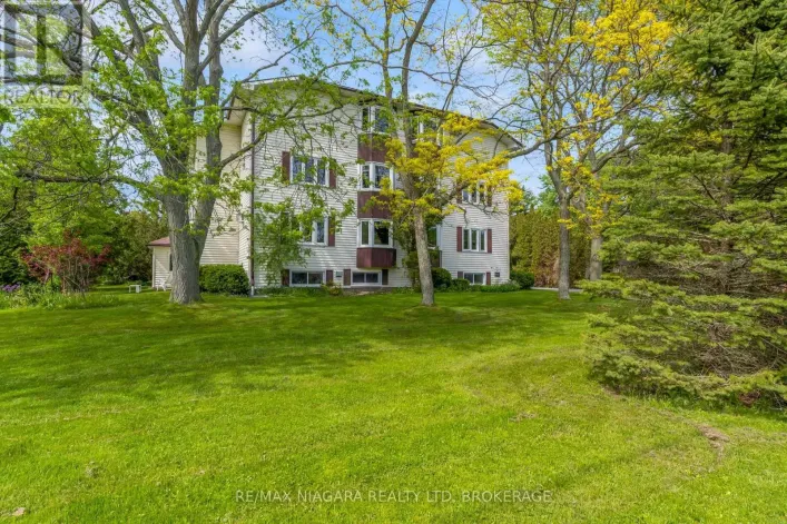 11 - 833 FOSS ROAD, Pelham