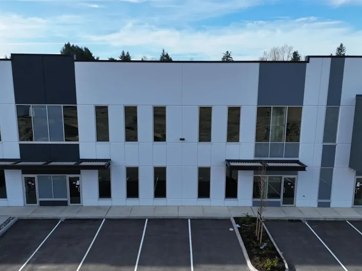 11 8650 DEWDNEY TRUNK ROAD, Mission