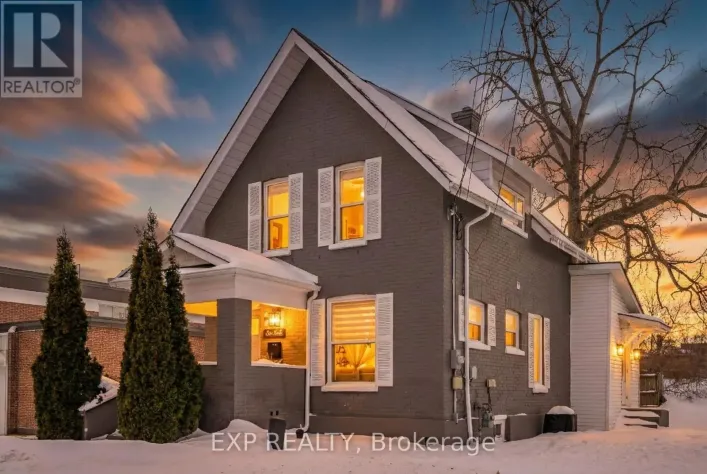 11 ALBERT STREET, Kawartha Lakes