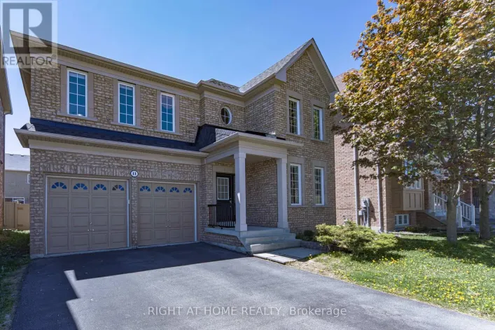 11 AMSTEL AVENUE, Richmond Hill
