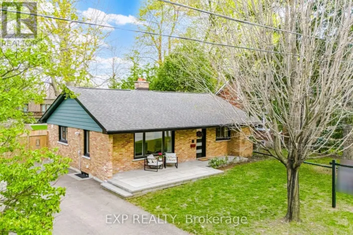11 ARMSTRONG STREET, Brampton