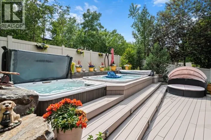 11 Aspen Cliff Place SW, Calgary