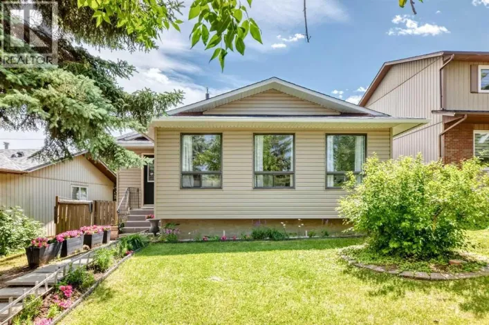11 Bedford Drive NE, Calgary