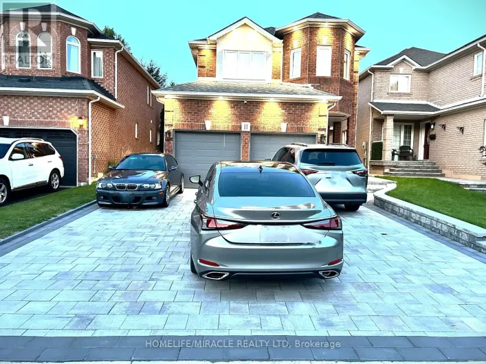 11 BERKSHIRE COURT, Whitby