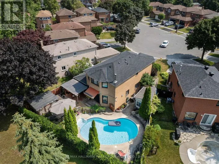 11 BOWERS COURT, Ajax