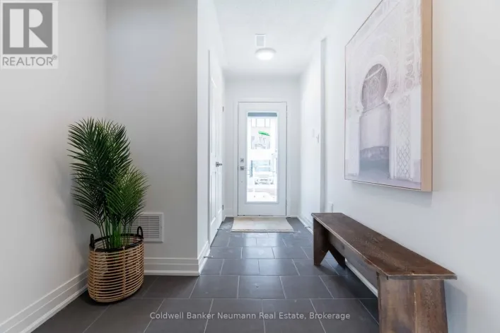 11 BRIAR COURT, Halton Hills