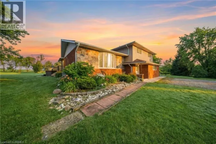House for sale: 11 BURTCH Road, Mount Pleasant