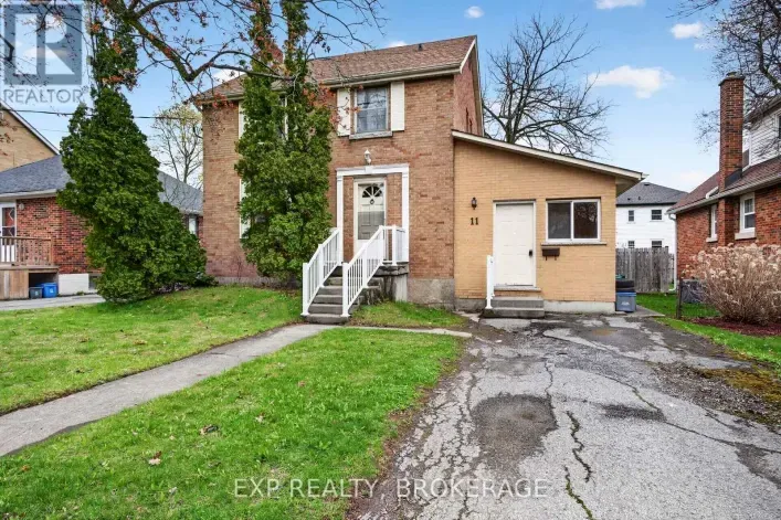 House for sale: 11 CARRUTHERS AVENUE, Kingston