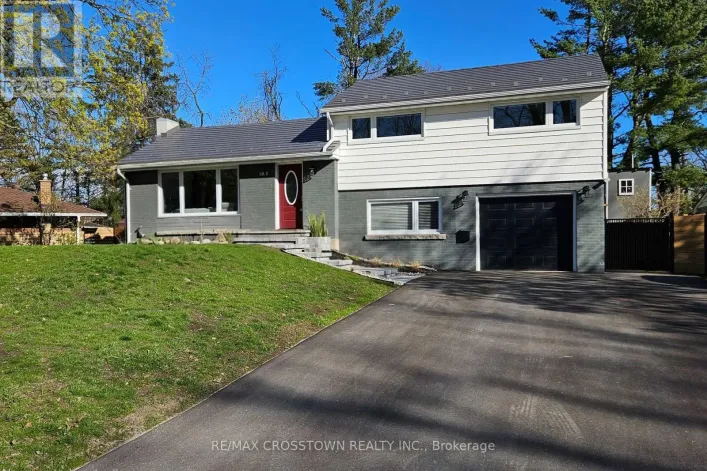 11 CASTLE DRIVE, Barrie