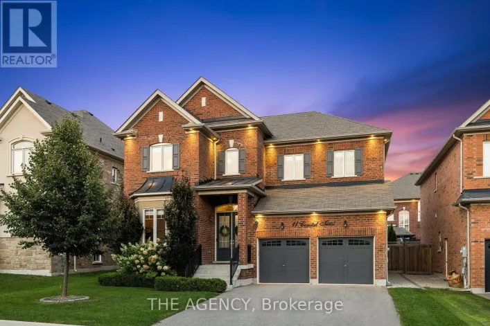 11 COASTAL TRAIL, King