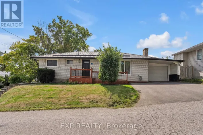 11 CONCESSION ROAD, Quinte West