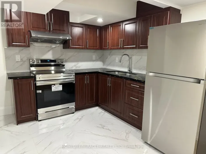 11 CRESSWELL DRIVE, Brampton