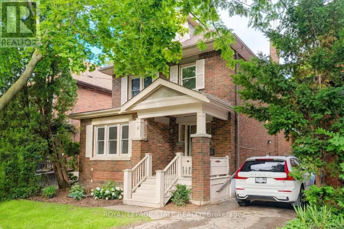 11 DROMORE CRESCENT, Hamilton