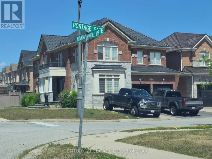 11 DRUMMONDVILLE DRIVE, Brampton