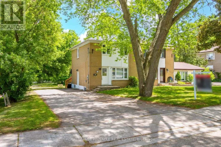 11 ELIZABETH STREET, Markham