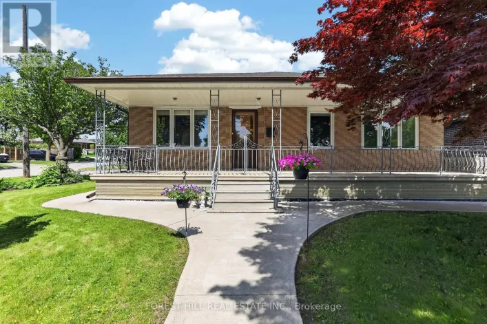 11 FAIRWEATHER ROAD, Toronto