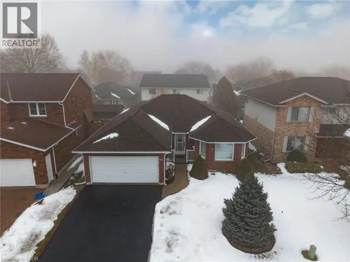 11 FALLS Crescent, Simcoe