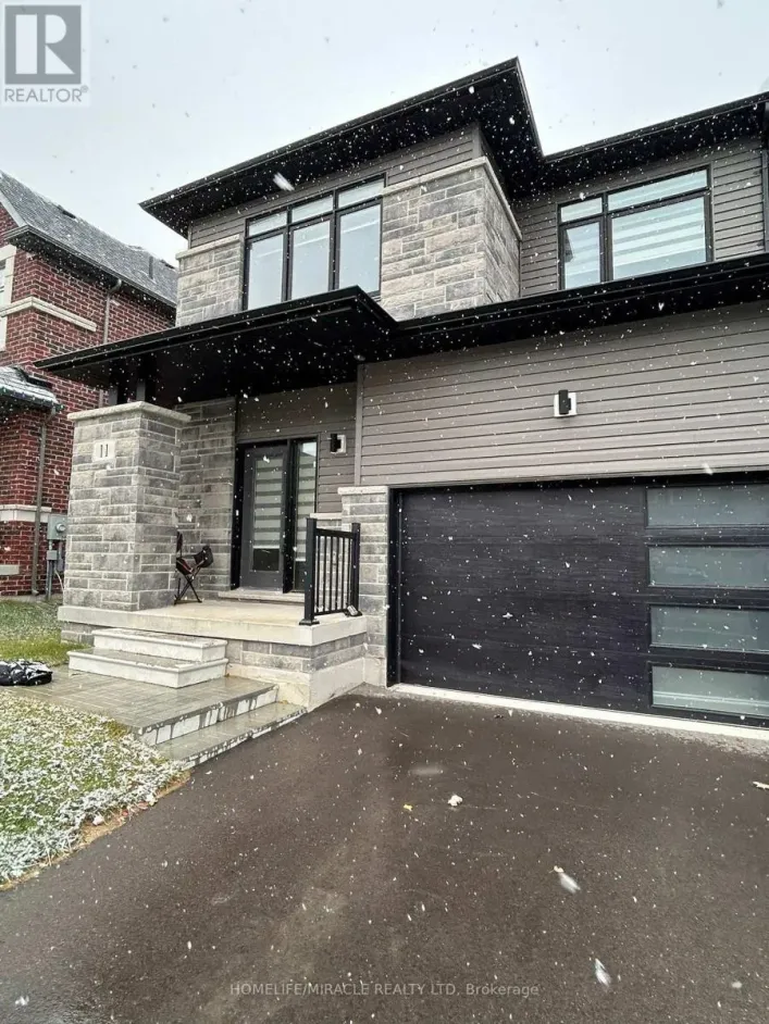 11 FEDERICA CRESCENT W, Wasaga Beach