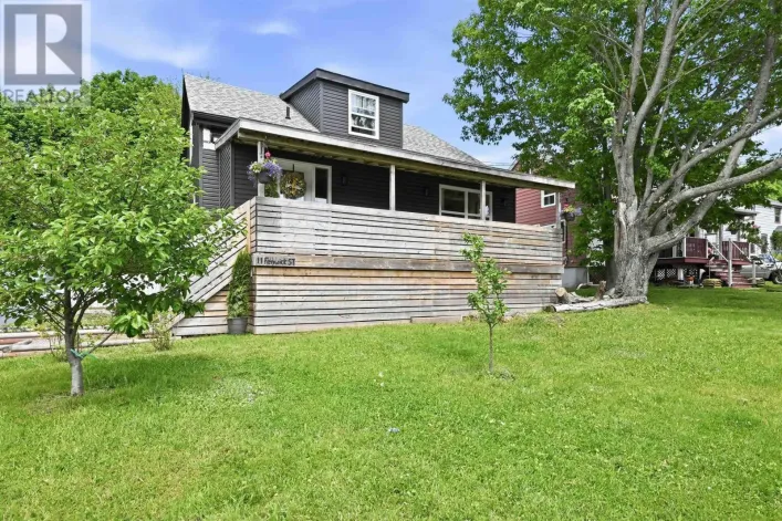 11 Fenwick Street, Dartmouth