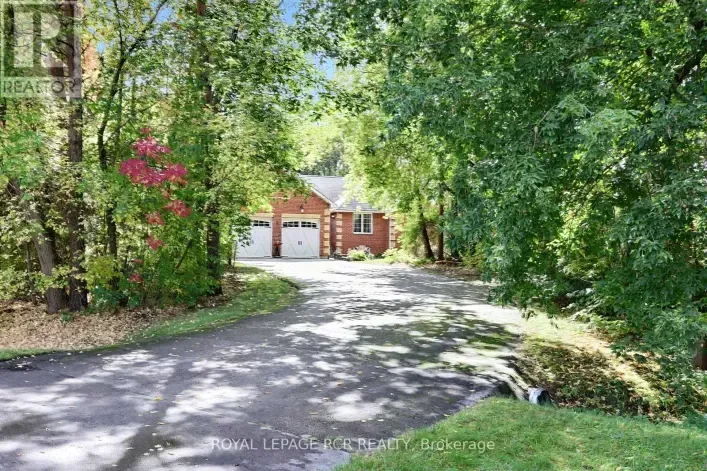 11 FISHER DRIVE, Adjala-Tosorontio