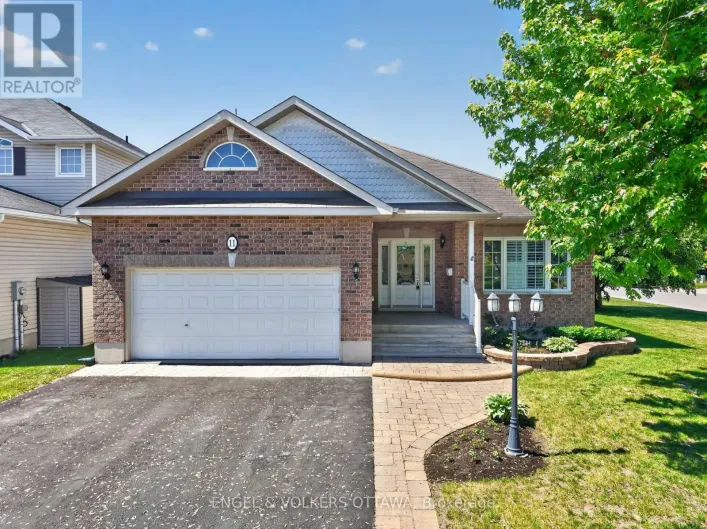 11 FRIEDAY STREET, Arnprior