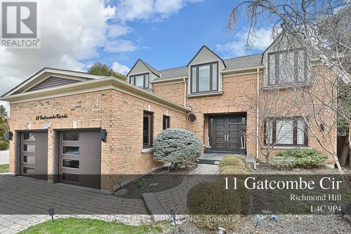 11 GATCOMBE CIRCLE, Richmond Hill